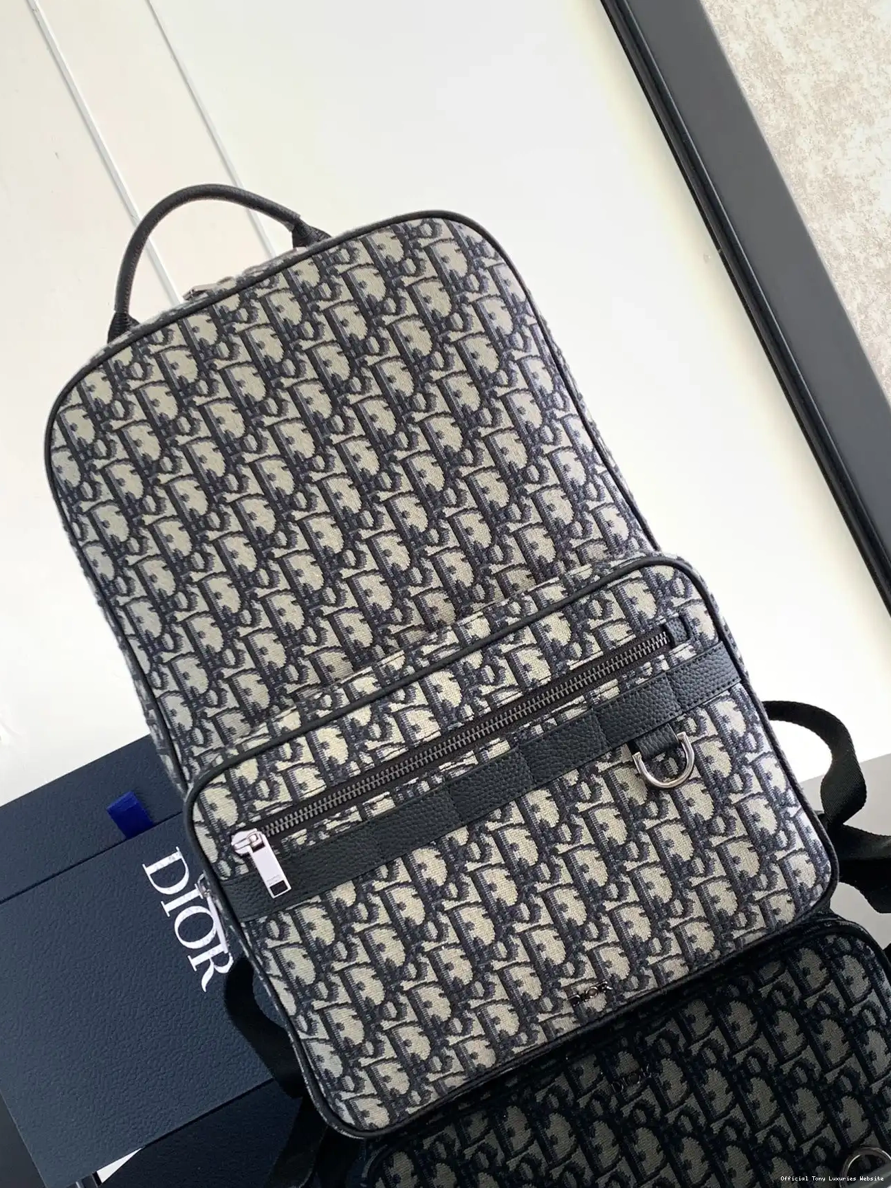 Safari diro Backpack 0405
